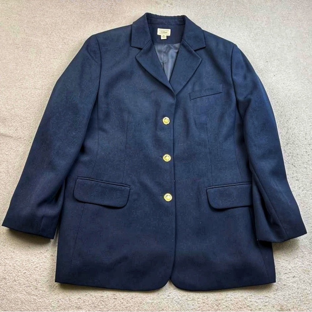 L.L. Bean Dark Blue Blazer with Gold Buttons Size 16R